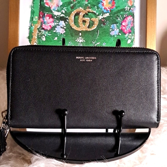 Marc Jacobs NWOTs The Slim Continental Wristlet Wallet - Picture 1 of 11